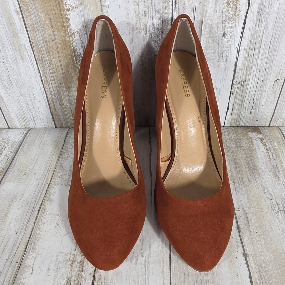 Express Womens Cognac Rust Brown Faux Suede Pointed Toe Block Heel Pumps Size 7